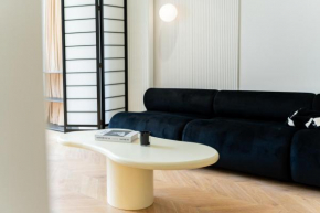 Molly B&B- Nanjing West Road 3-Bedrooms with Elevator Apart ment Near the subway